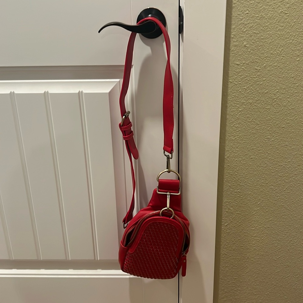 Woven Liverty sling bag